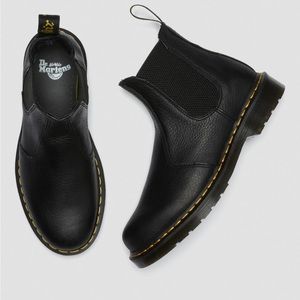 2976 AMBASSADOR LEATHER CHELSEA BOOTS Dr Martens - black soft leather